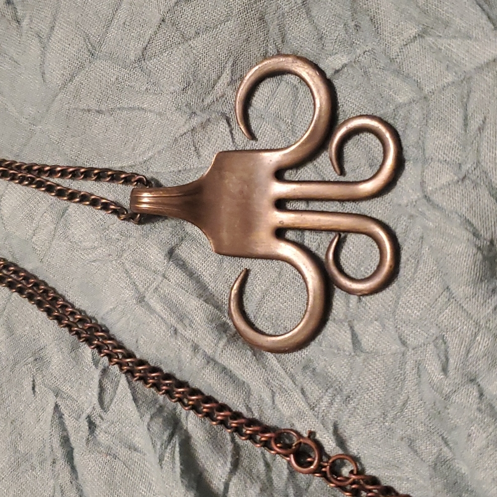 Bent fork pendant necklace